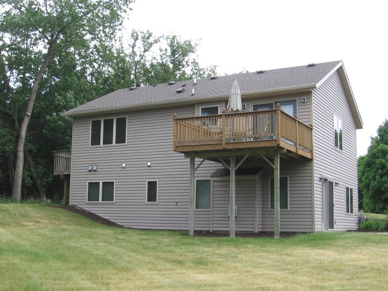 1605 18th Dr SW, Austin, MN 55912