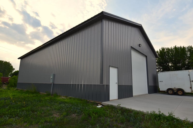 Lot 21 S Church Ave, Hills, MN 56138