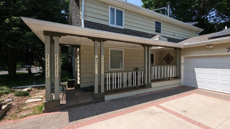716 Highland Ave, Northfield, MN 55057