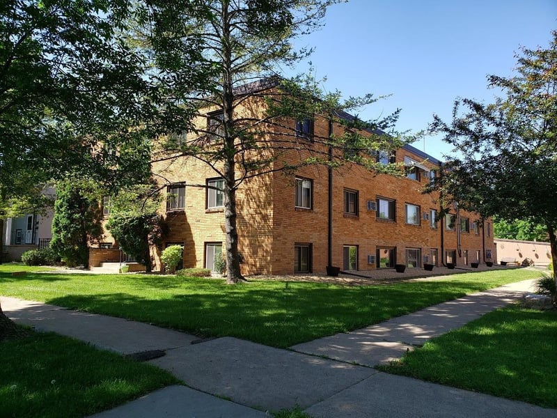 1391 - 1399 Hazelwood St, Saint Paul, MN 55106