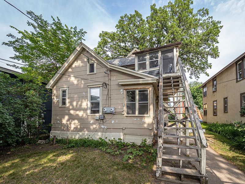 2534 California St NE, Minneapolis, MN 55418