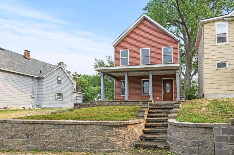 63 Jessamine Ave W, Saint Paul, MN 55117