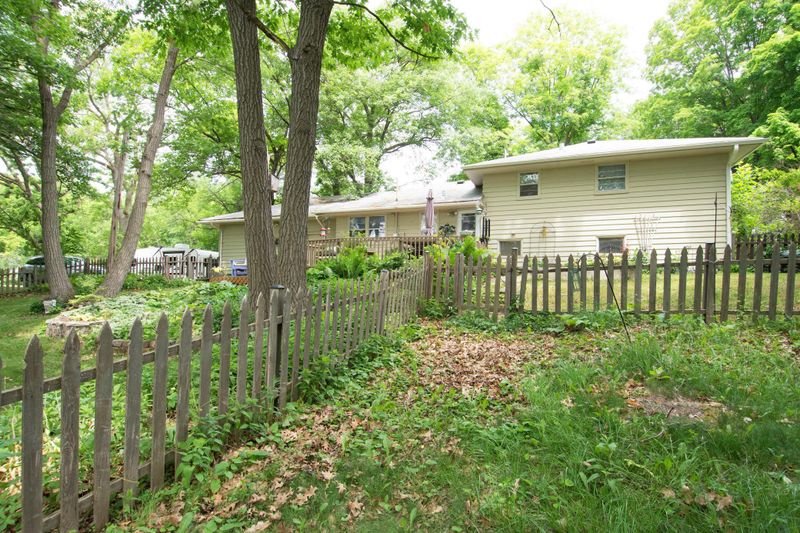 625 Hackamore Rd, Hamel, MN 55340
