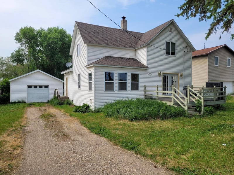 104 W Main Ave, Hoffman, MN 56339