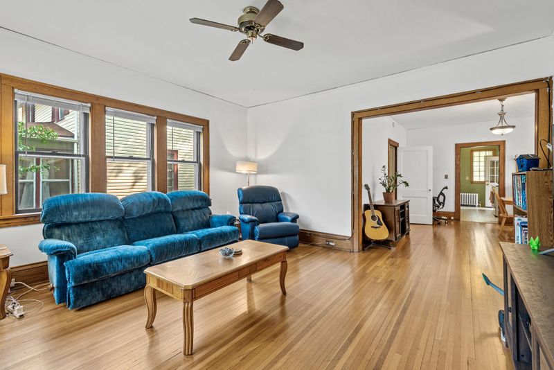 3925 Garfield Ave, Minneapolis, MN 55409