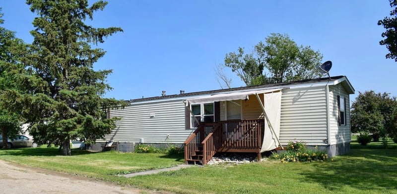 201 Anderson St, Strandquist, MN 56758