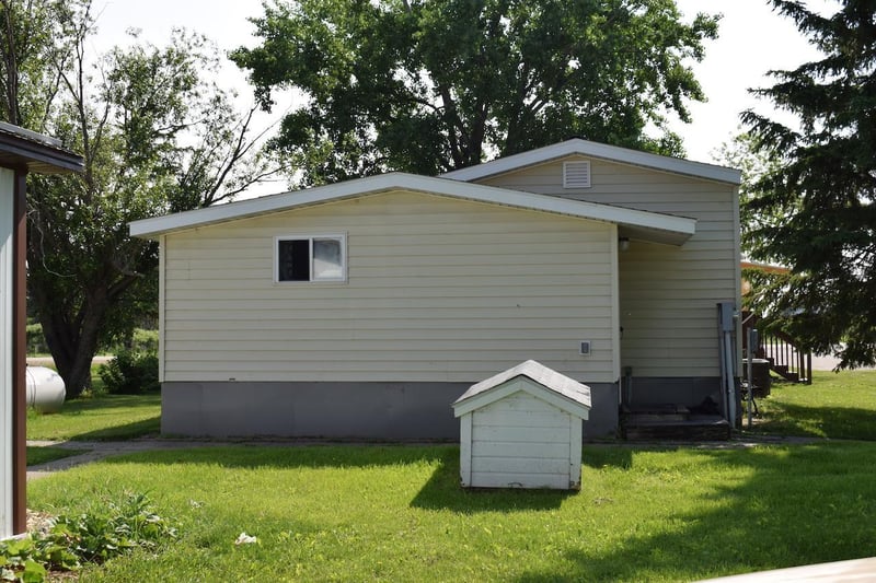 201 Anderson St, Strandquist, MN 56758