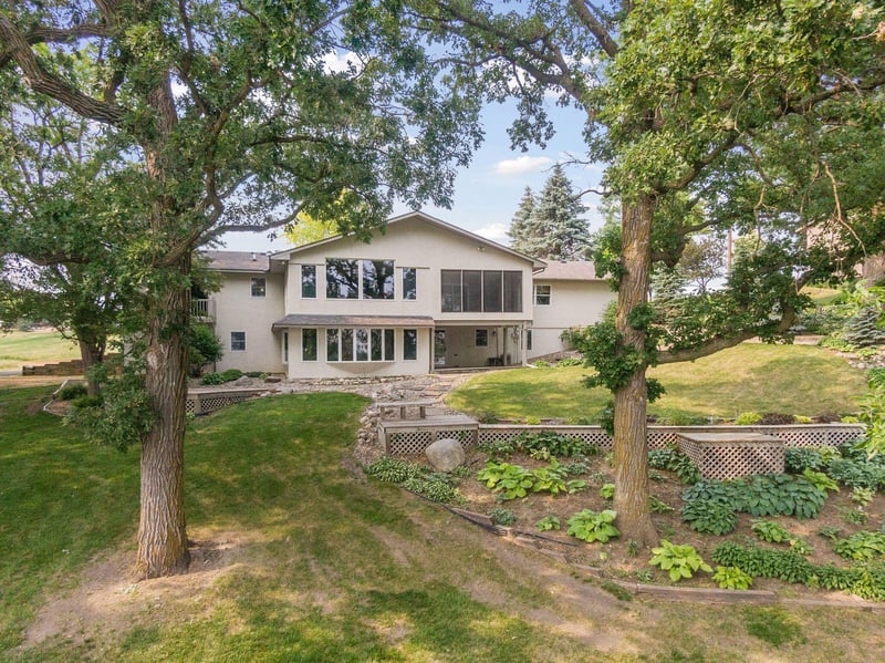 8735 Reitz Lake Rd, Waconia, MN 55387
