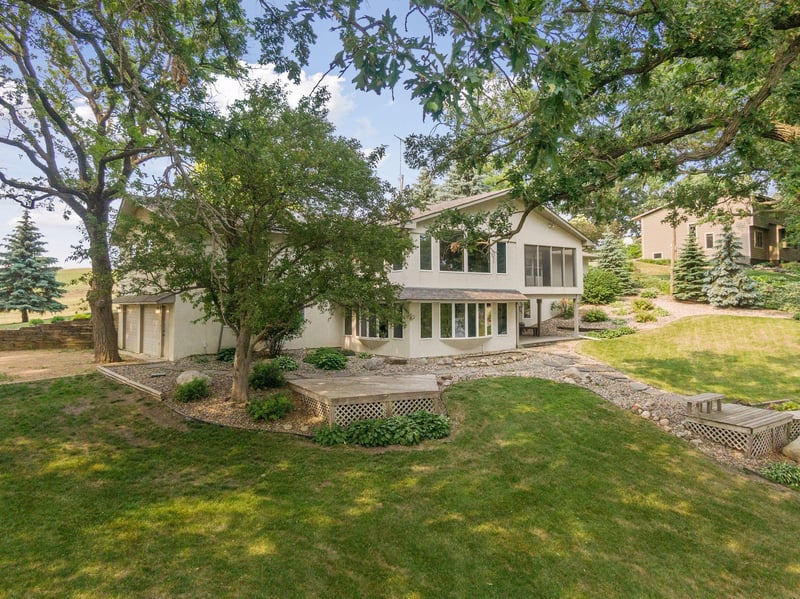 8735 Reitz Lake Rd, Waconia, MN 55387