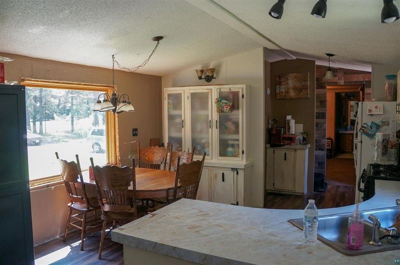 4471 Normanna Rd, Duluth, MN 55803