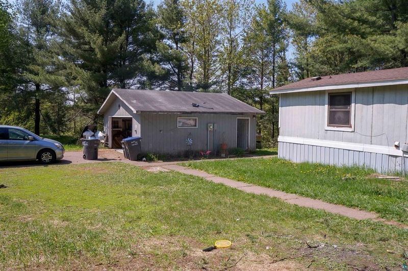 4471 Normanna Rd, Duluth, MN 55803