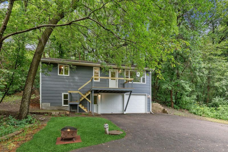 340 Neubert Ln, Mankato, MN 56001