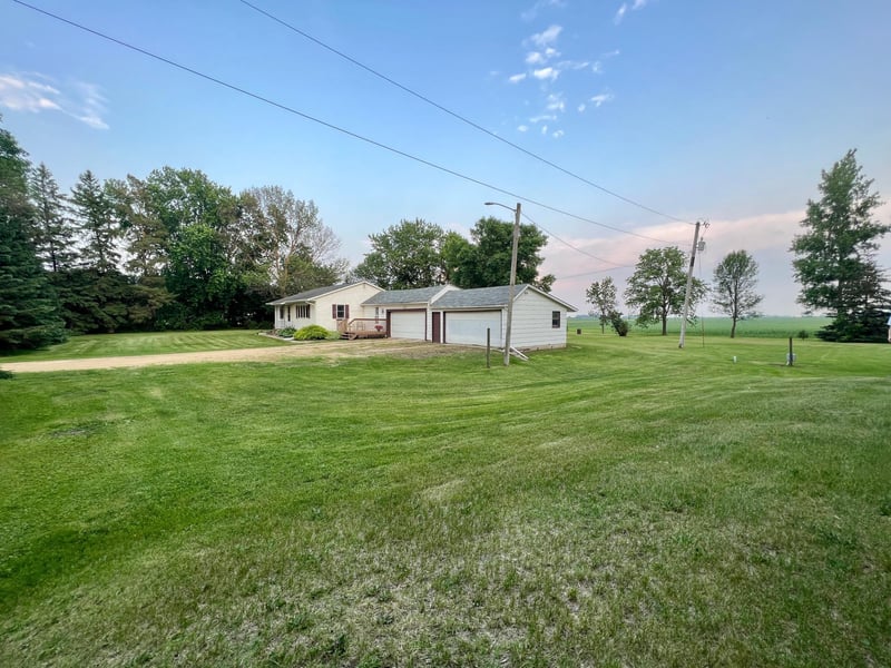 65229 210th St, Elkton, MN 55933