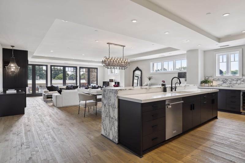 5000 France Ave S #28, Edina, MN 55410