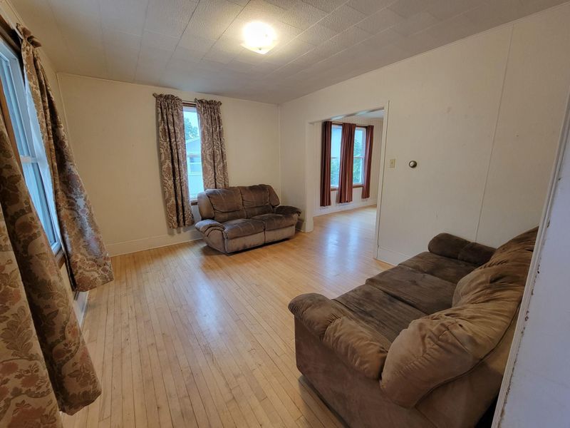 105 Mill St S, Rushford, MN 55971
