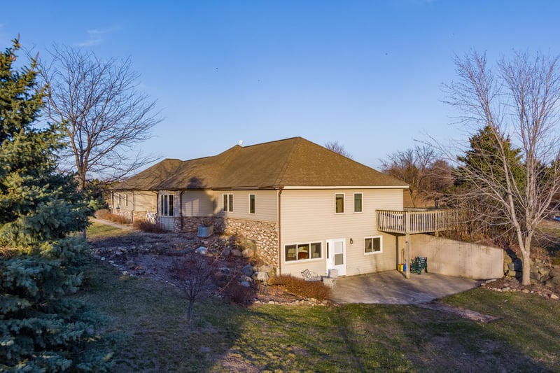 9130 250th St E, Hampton, MN 55031
