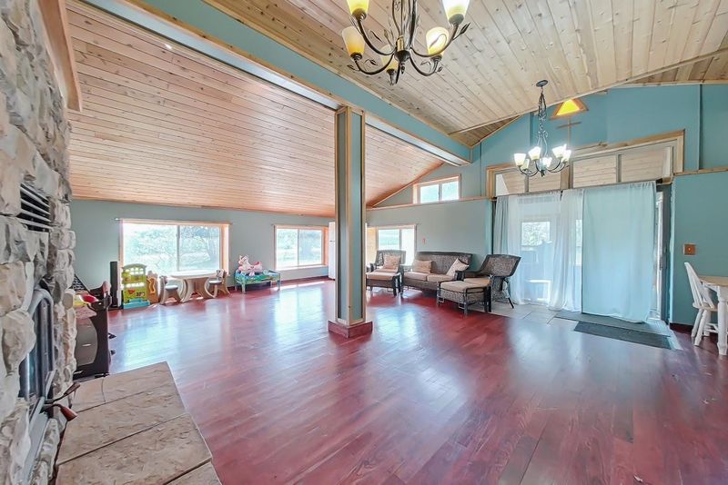 16981 County 13, Houston, MN 55943