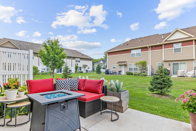 13966 102nd Ave N, Maple Grove, MN 55369