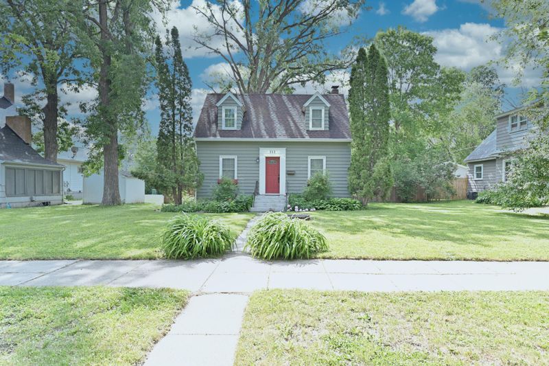 717 NE 3rd Ave, Grand Rapids, MN 55744