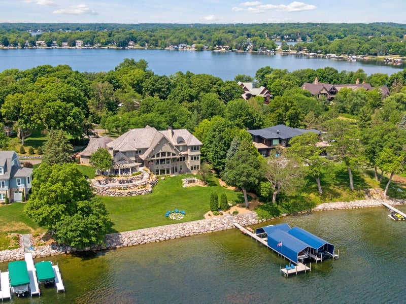 1640 Bohns Point Rd, Orono, MN 55391