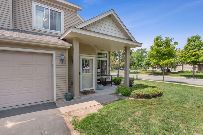 4945 207th St N, Forest Lake, MN 55025