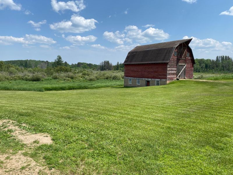 7330 Palo Tia Rd, Embarrass, MN 55732
