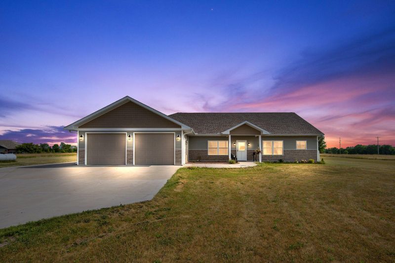 2640 278th Ct NE, Isanti, MN 55040