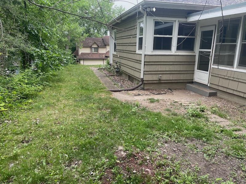 106 Logan Ave W, West Saint Paul, MN 55118