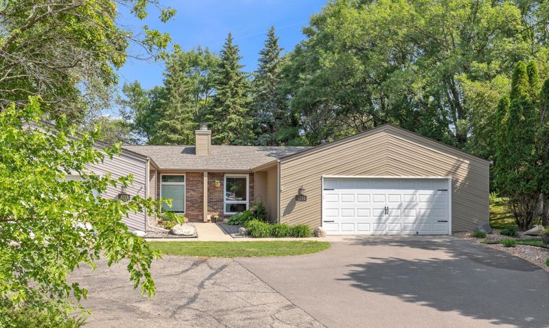3703 Westmark Cir, Minnetonka, MN 55345