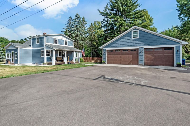 1603 Hammond Rd, White Bear Lake, MN 55110