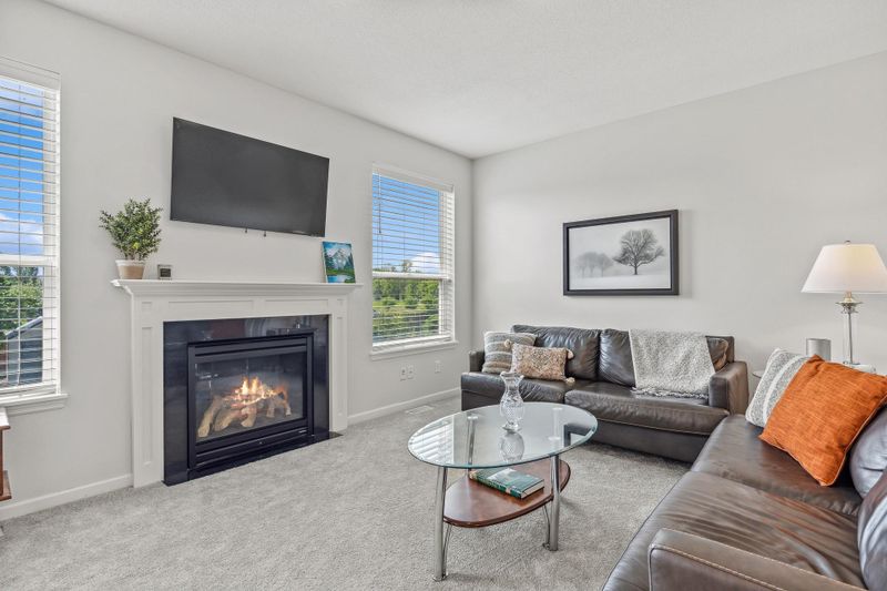 1247 Night Trl, Waconia, MN 55387