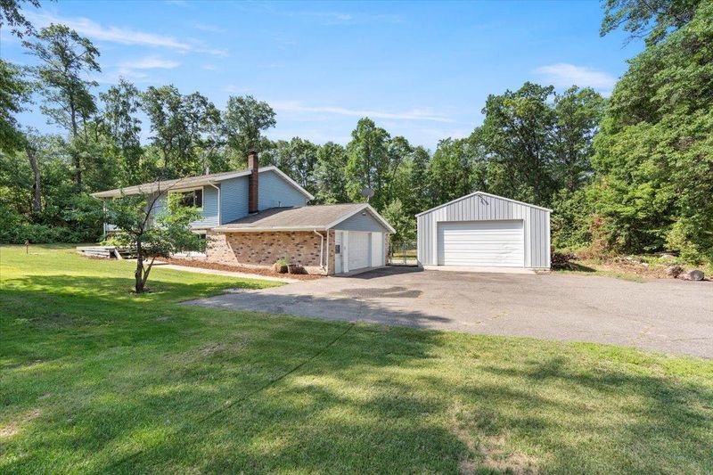 1183 Pine Beach Rd, Brainerd, MN 56401