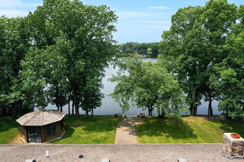 5025 NE River Rd, Sauk Rapids, MN 56379