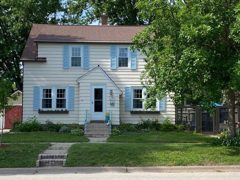609 E Park St, Rushford, MN 55971