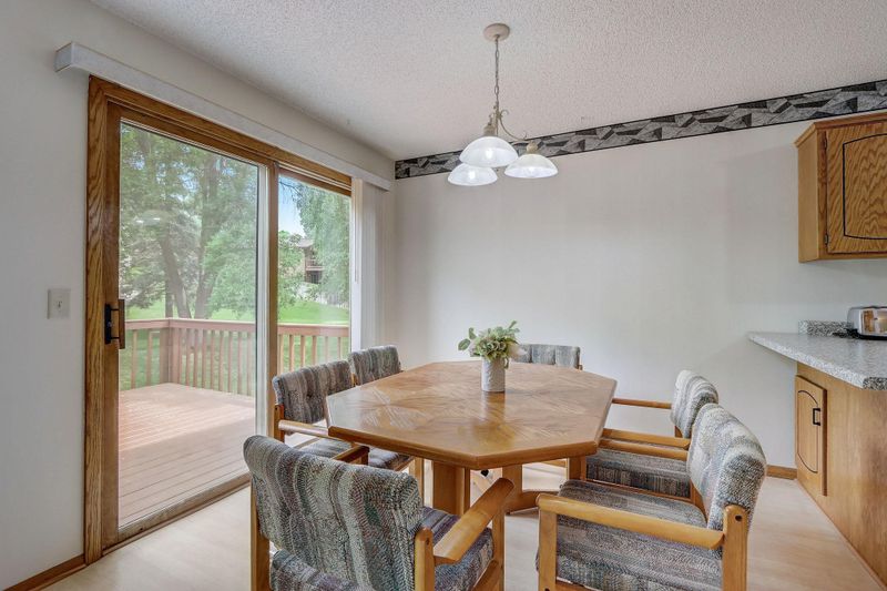 14630 39th Ave N, Plymouth, MN 55446