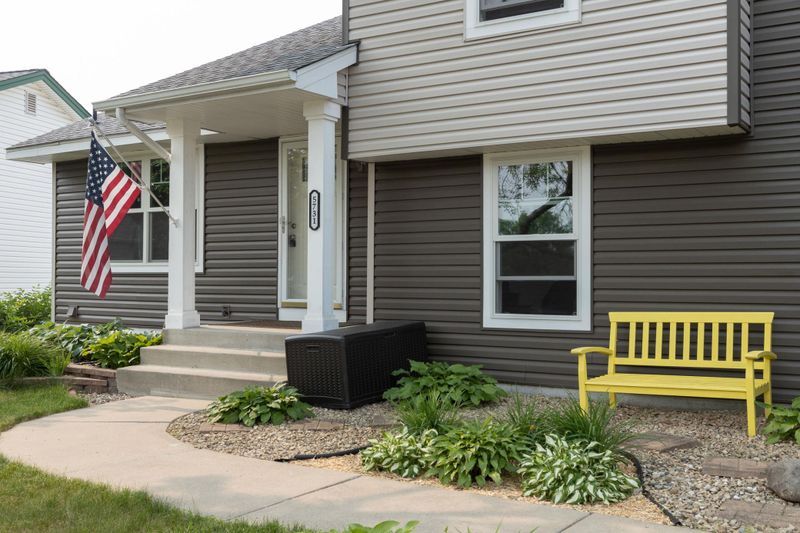 5731 Oconnell Cir, Savage, MN 55378