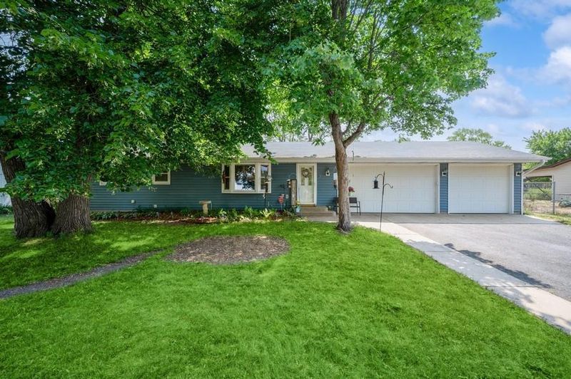 5424 Cottage Ave, White Bear Lake, MN 55110