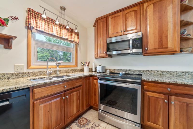 1210 Dewey Ave, Cloquet, MN 55720
