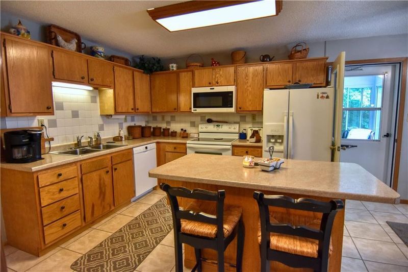 1366 19 1/2 St #E, Cameron, WI 54822