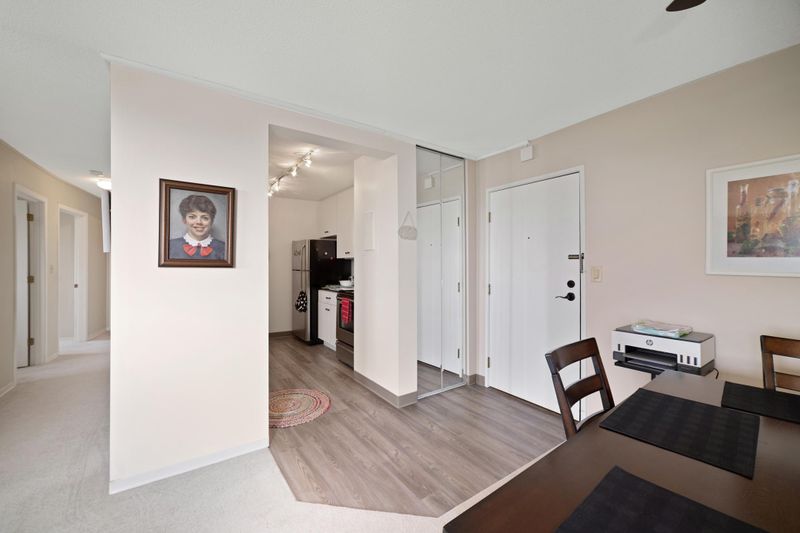 1181 Edgcumbe Rd #715, Saint Paul, MN 55105