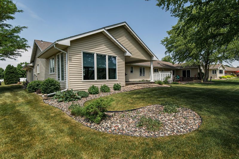 1303 26th St SW, Austin, MN 55912