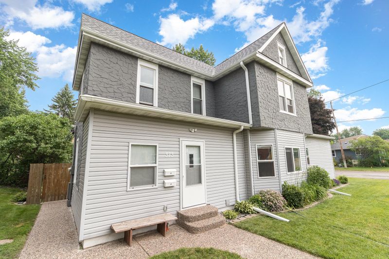373 Bernard St E, West Saint Paul, MN 55118