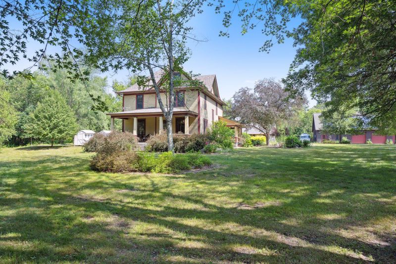 14221 Lynch Rd N, Hugo, MN 55038
