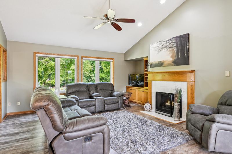 1347 Banyon Ave NW, Buffalo, MN 55313