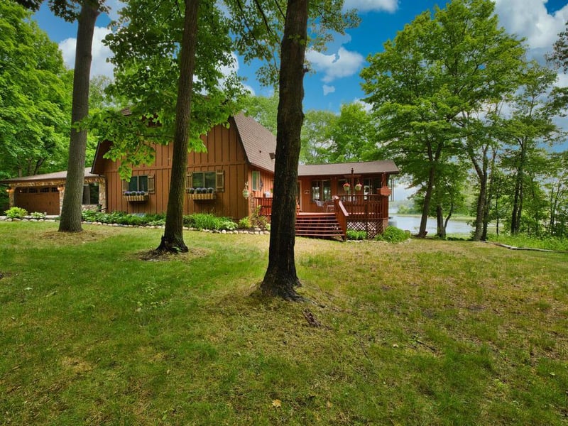 18844 Anchor Rd, Grand Rapids, MN 55744