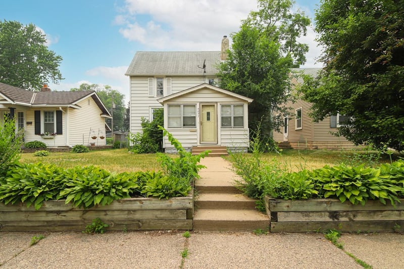 4837 Camden Ave N, Minneapolis, MN 55430