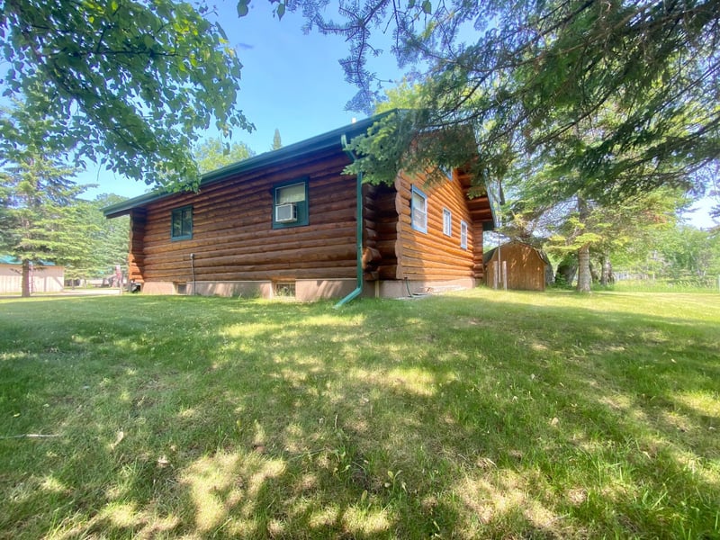 17278 Pine Creek Dr NW, Angle Inlet, MN 56711