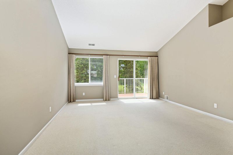 2144 Water Lilly Ln #1103, Eagan, MN 55122