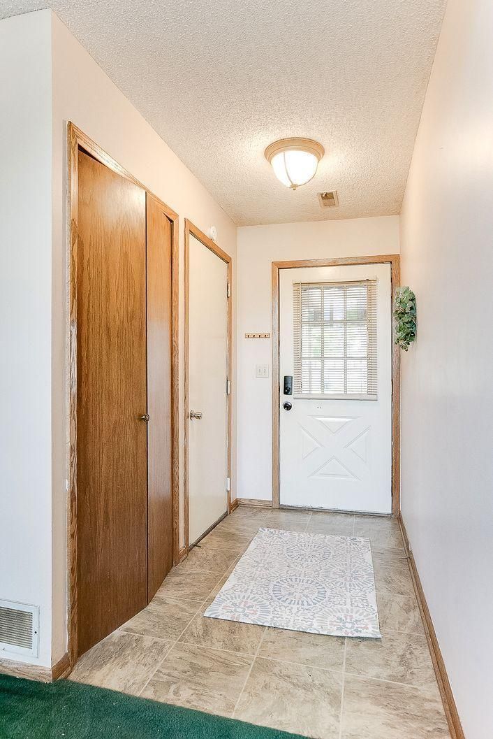 8633 Maplebrook Pw N, Brooklyn Park, MN 55445