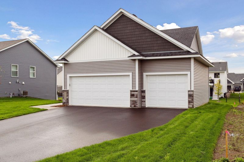 5322 178th St W, Lakeville, MN 55044
